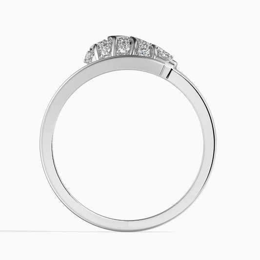14K Fehérarany Gyűrű 15 darab Fehér Gyémánttal